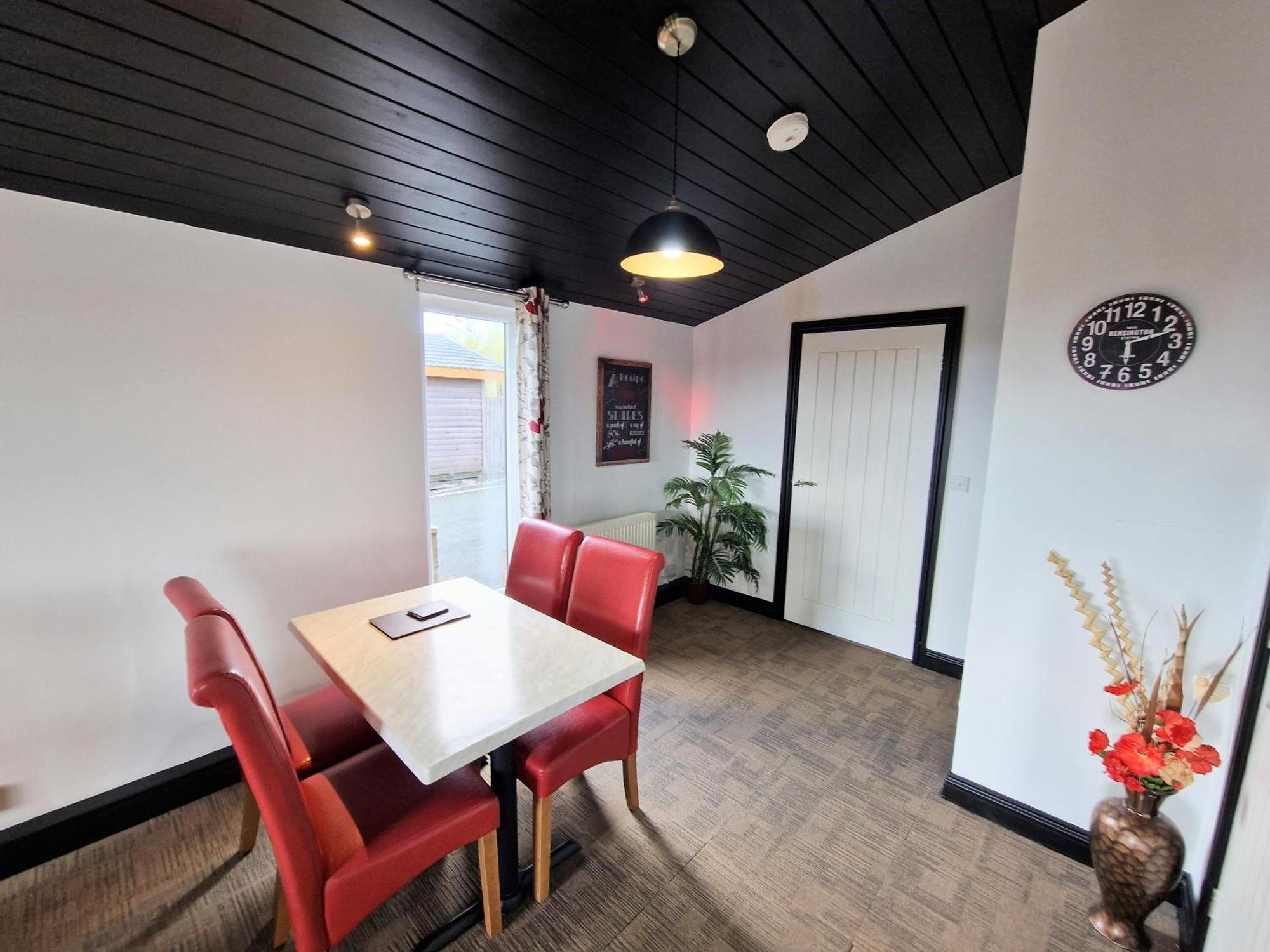 Villa Ochil 9 With Private Hot Tub - Fife - Loch Leven - Lomond Hills - Pet Friendly Kelty Esterno foto